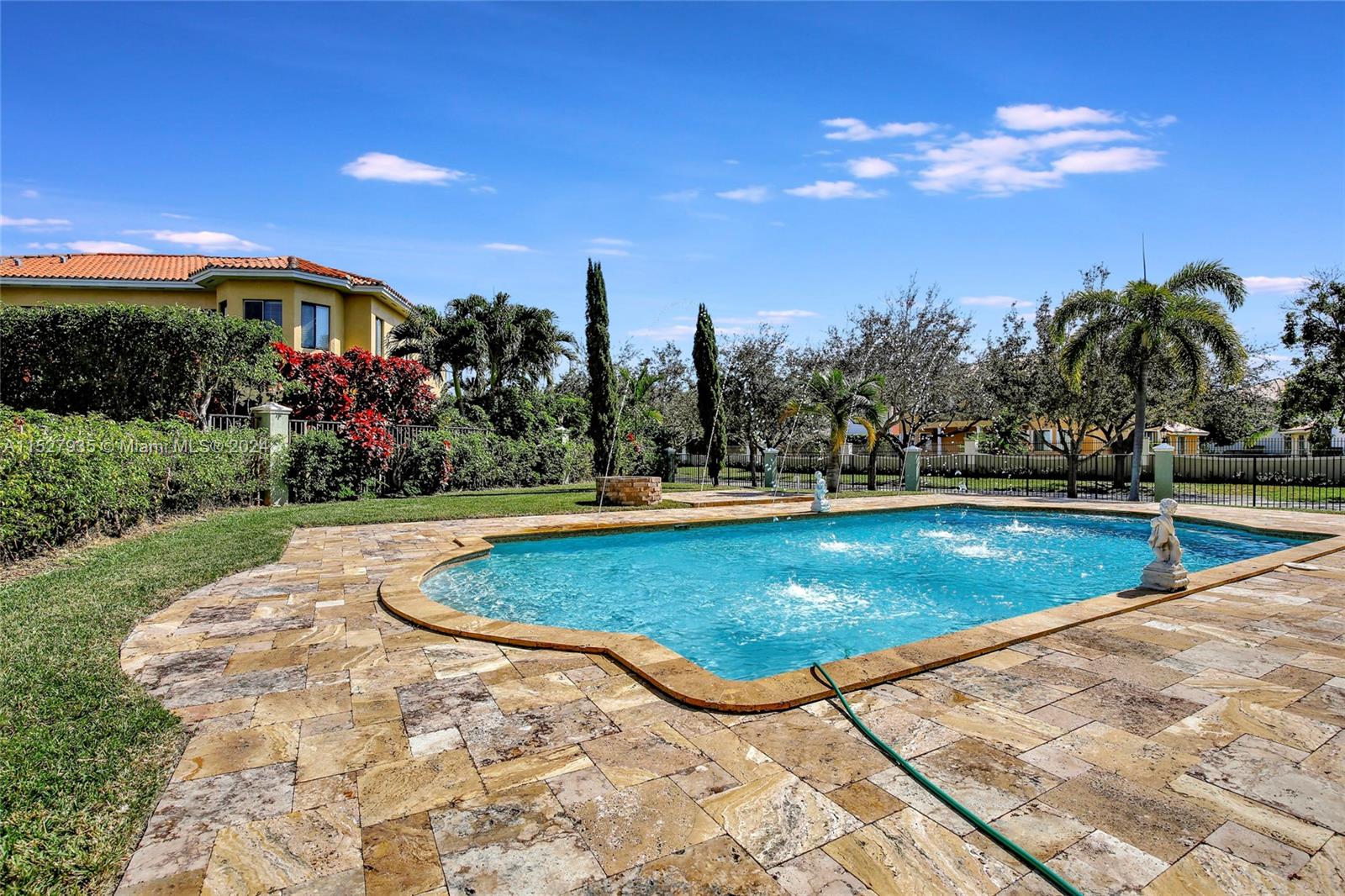 19365 SW 78th Pl, Cutler Bay, Florida 33157, 6 Bedrooms Bedrooms, ,5 BathroomsBathrooms,Residential,For Sale,19365 SW 78th Pl,A11527935