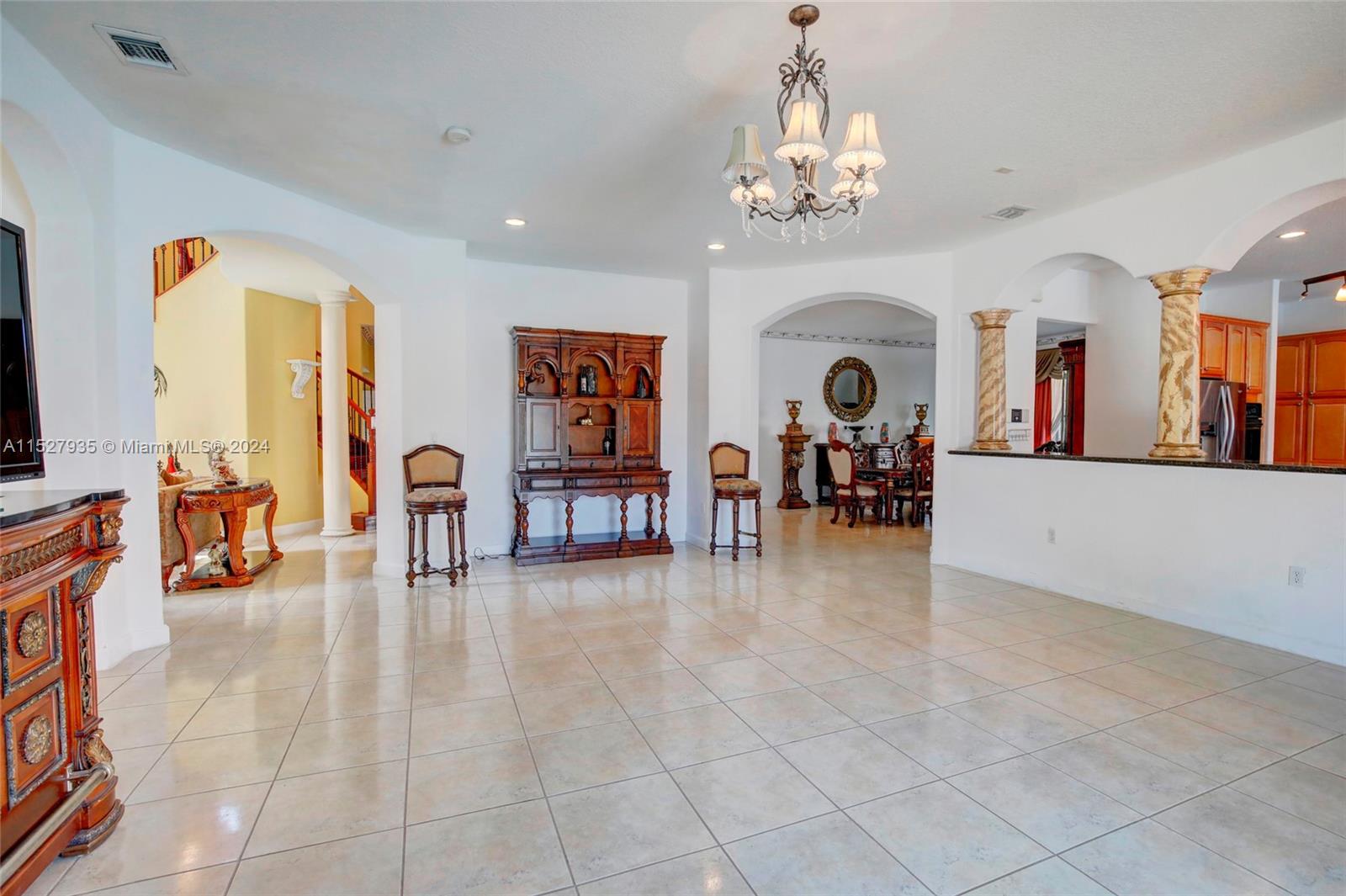 19365 SW 78th Pl, Cutler Bay, Florida 33157, 6 Bedrooms Bedrooms, ,5 BathroomsBathrooms,Residential,For Sale,19365 SW 78th Pl,A11527935