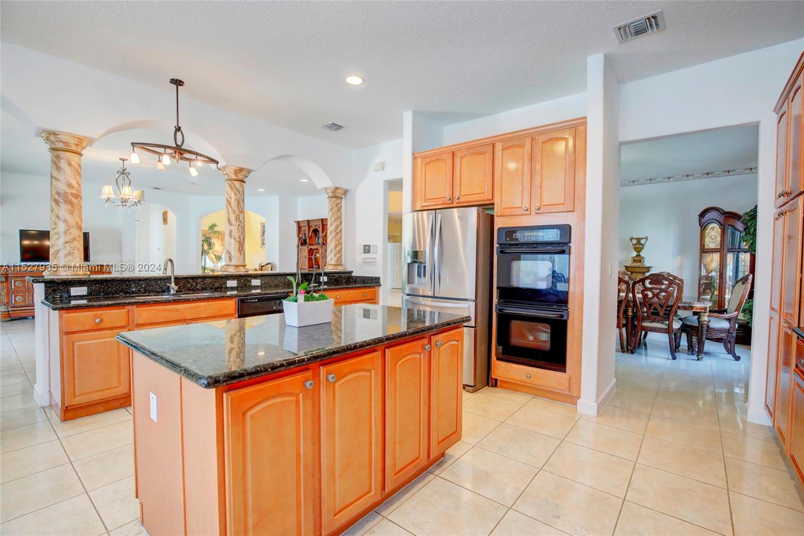 19365 SW 78th Pl, Cutler Bay, Florida 33157, 6 Bedrooms Bedrooms, ,5 BathroomsBathrooms,Residential,For Sale,19365 SW 78th Pl,A11527935