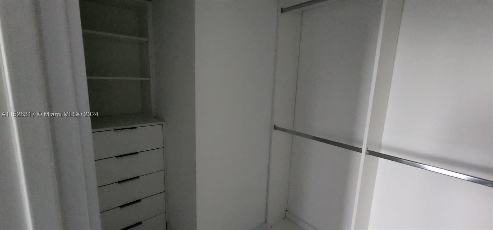 16385 Biscayne Blvd 1106, North Miami Beach, Florida 33160, 2 Bedrooms Bedrooms, ,2 BathroomsBathrooms,Residential,For Sale,16385 Biscayne Blvd 1106,A11528317
