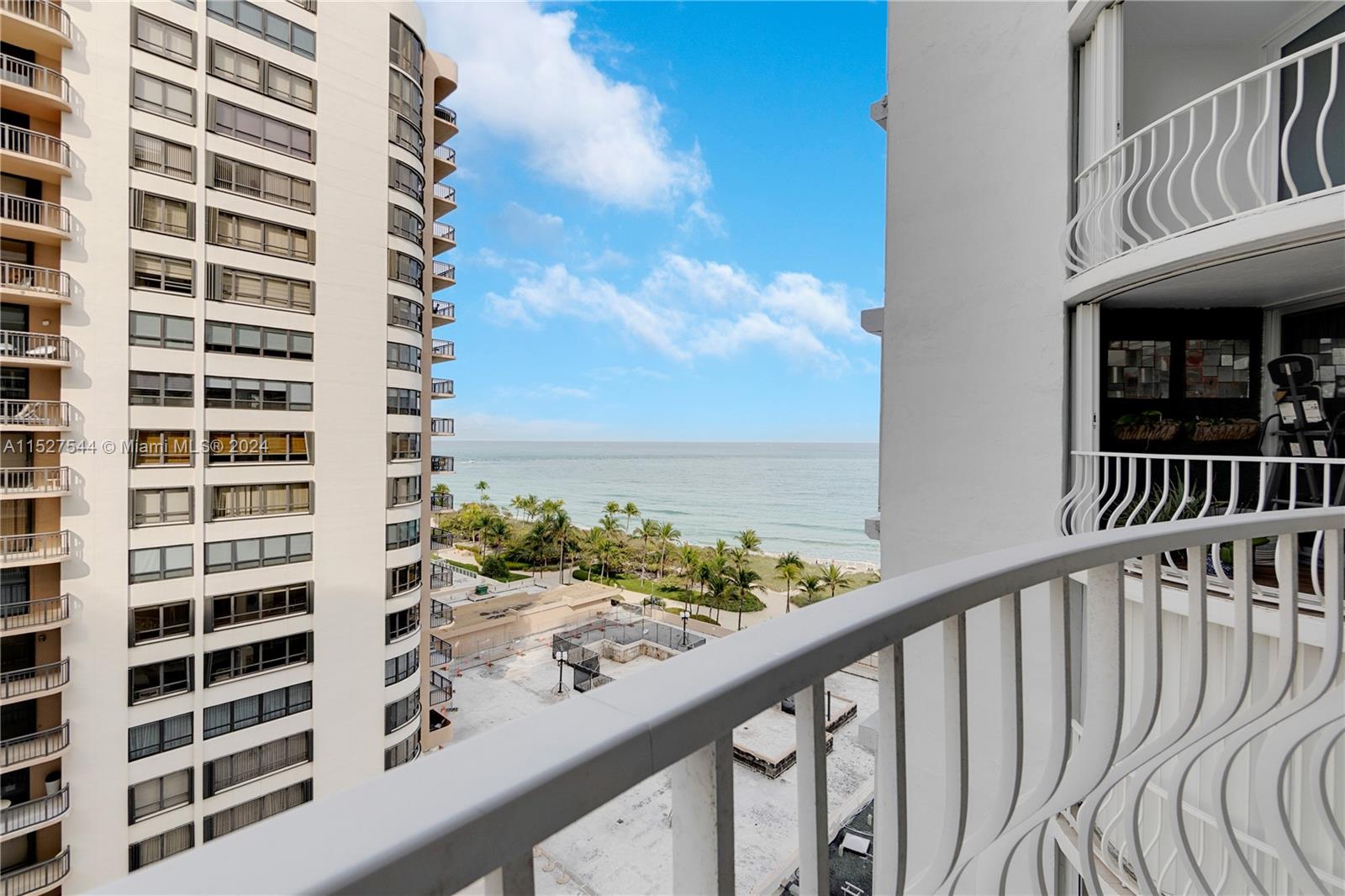 10155 Collins Ave 904, Bal Harbour, Florida 33154, 2 Bedrooms Bedrooms, ,3 BathroomsBathrooms,Residentiallease,For Rent,10155 Collins Ave 904,A11527544
