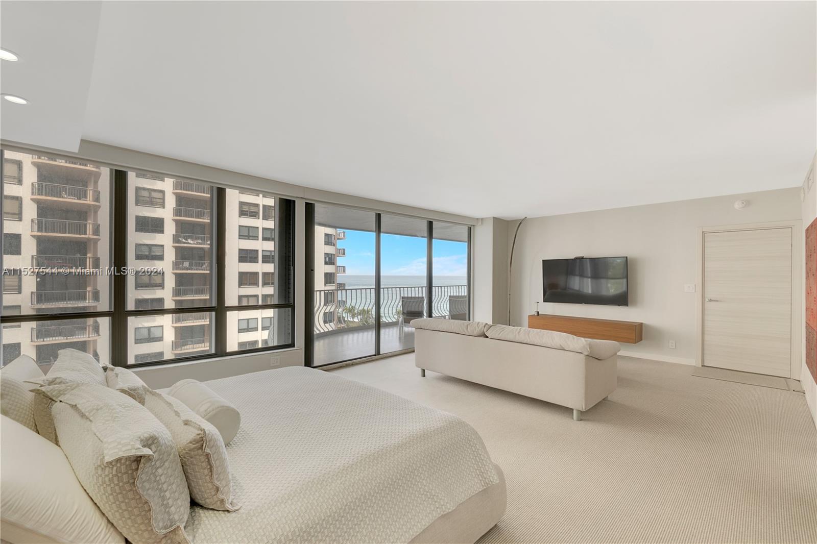 10155 Collins Ave 904, Bal Harbour, Florida 33154, 2 Bedrooms Bedrooms, ,3 BathroomsBathrooms,Residentiallease,For Rent,10155 Collins Ave 904,A11527544