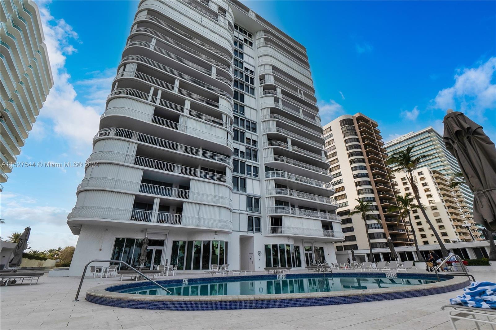 10155 Collins Ave 904, Bal Harbour, Florida 33154, 2 Bedrooms Bedrooms, ,3 BathroomsBathrooms,Residentiallease,For Rent,10155 Collins Ave 904,A11527544