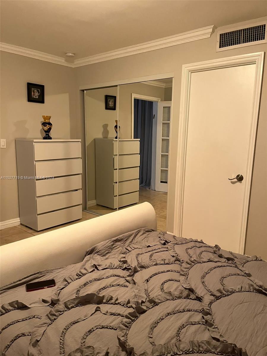 18011 Biscayne Blvd 902, Aventura, Florida 33160, 2 Bedrooms Bedrooms, ,2 BathroomsBathrooms,Residential,For Sale,18011 Biscayne Blvd 902,A11527719