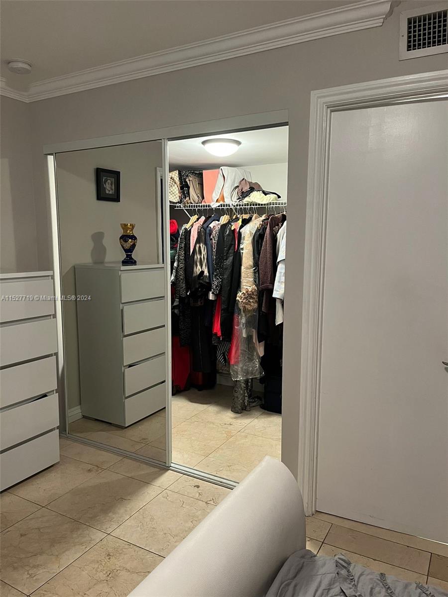 18011 Biscayne Blvd 902, Aventura, Florida 33160, 2 Bedrooms Bedrooms, ,2 BathroomsBathrooms,Residential,For Sale,18011 Biscayne Blvd 902,A11527719