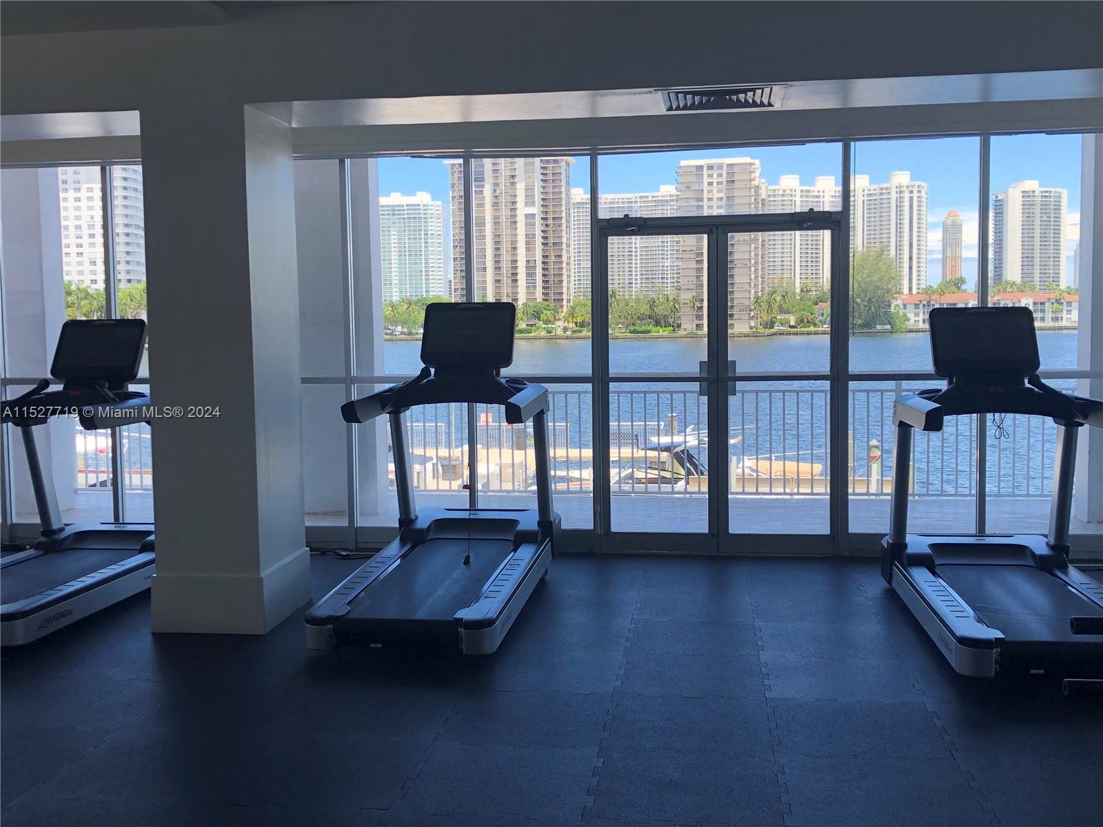 18011 Biscayne Blvd 902, Aventura, Florida 33160, 2 Bedrooms Bedrooms, ,2 BathroomsBathrooms,Residential,For Sale,18011 Biscayne Blvd 902,A11527719