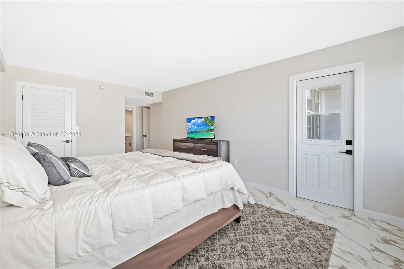 18081 Biscayne Blvd 1501, Aventura, Florida 33160, 2 Bedrooms Bedrooms, ,2 BathroomsBathrooms,Residential,For Sale,18081 Biscayne Blvd 1501,A11526969