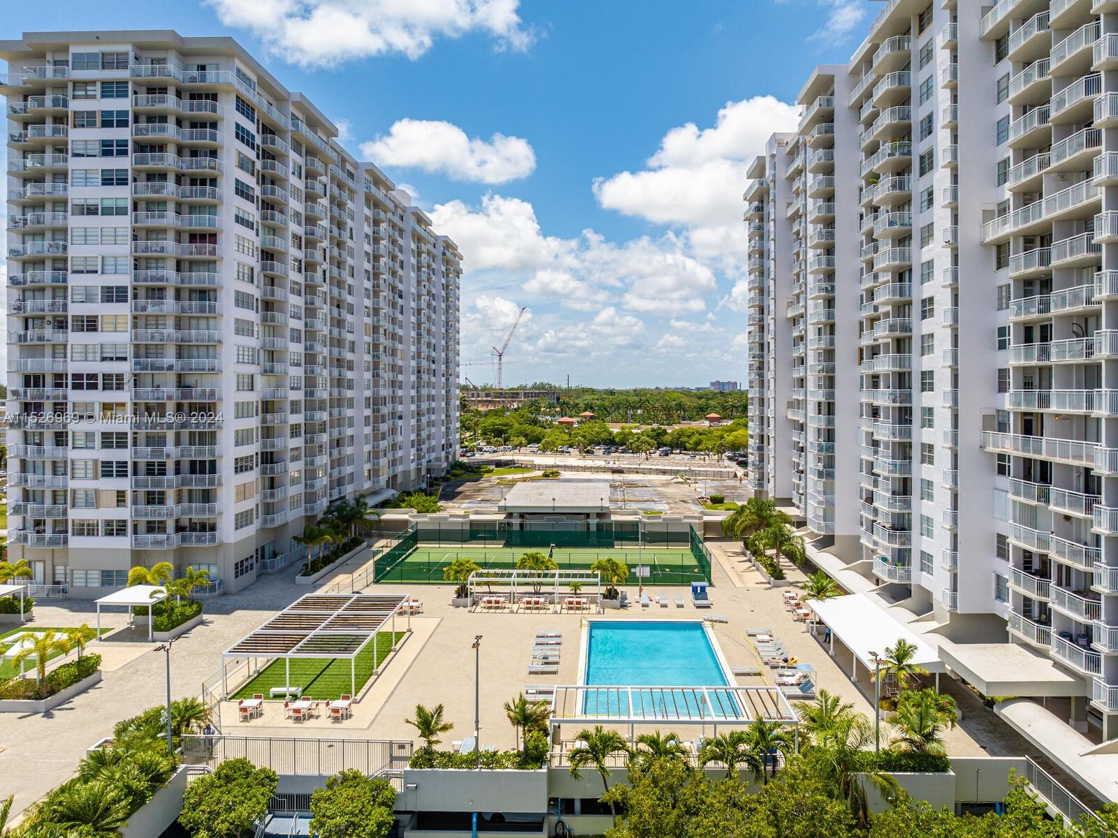 18081 Biscayne Blvd 1501, Aventura, Florida 33160, 2 Bedrooms Bedrooms, ,2 BathroomsBathrooms,Residential,For Sale,18081 Biscayne Blvd 1501,A11526969