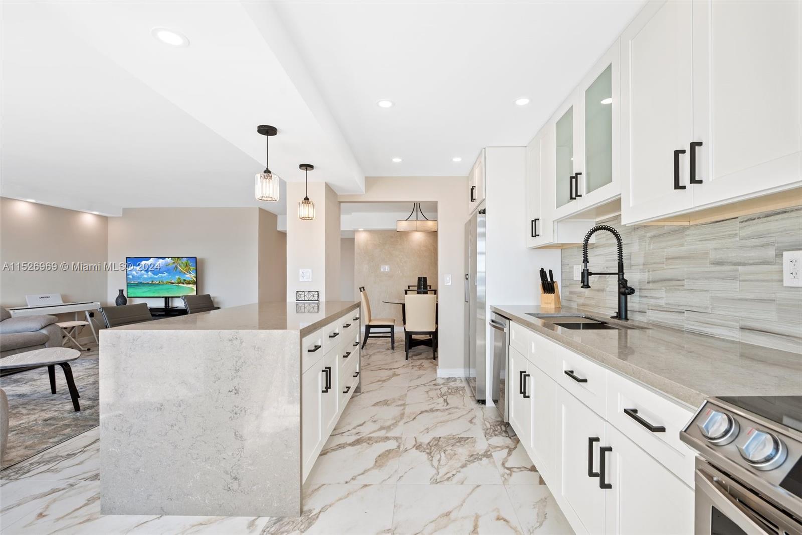 18081 Biscayne Blvd 1501, Aventura, Florida 33160, 2 Bedrooms Bedrooms, ,2 BathroomsBathrooms,Residential,For Sale,18081 Biscayne Blvd 1501,A11526969