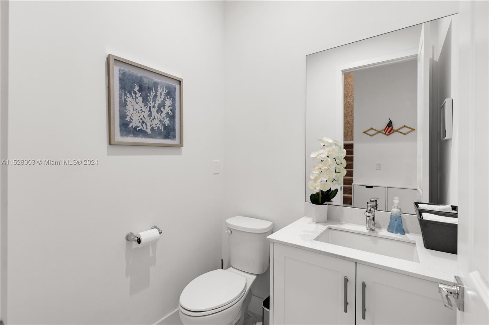 4374 NW 81st Ave, Doral, Florida 33166, 3 Bedrooms Bedrooms, ,2 BathroomsBathrooms,Residentiallease,For Rent,4374 NW 81st Ave,A11528303