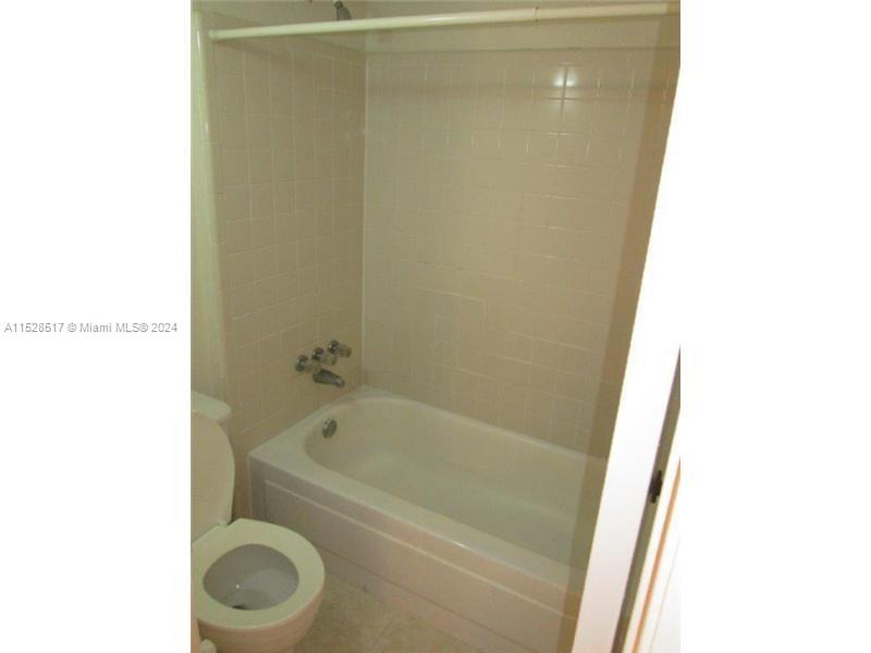 4241 W Mcnab Rd 30, Pompano Beach, Florida 33069, 1 Bedroom Bedrooms, ,1 BathroomBathrooms,Residential,For Sale,4241 W Mcnab Rd 30,A11528517