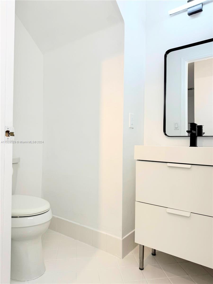 5020 NW 116th Ct 5020, Doral, Florida 33178, 3 Bedrooms Bedrooms, ,2 BathroomsBathrooms,Residentiallease,For Rent,5020 NW 116th Ct 5020,A11528529