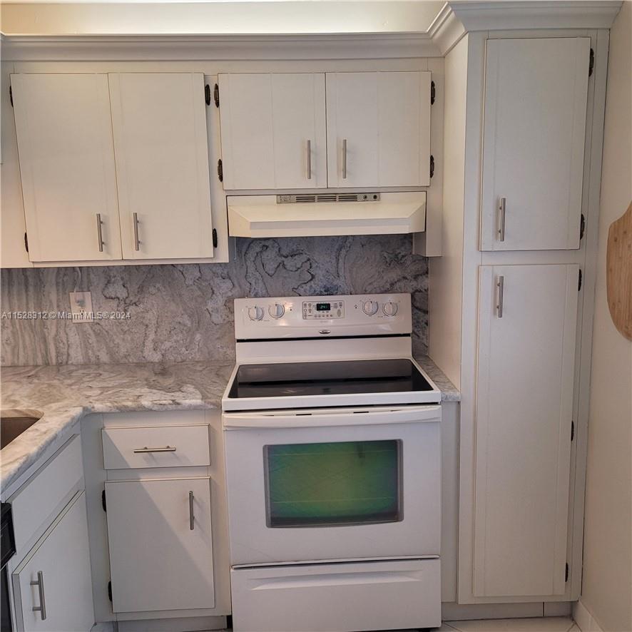 3774 Inverrary Blvd 206P, Lauderhill, Florida 33319, 1 Bedroom Bedrooms, ,1 BathroomBathrooms,Residentiallease,For Rent,3774 Inverrary Blvd 206P,A11528312