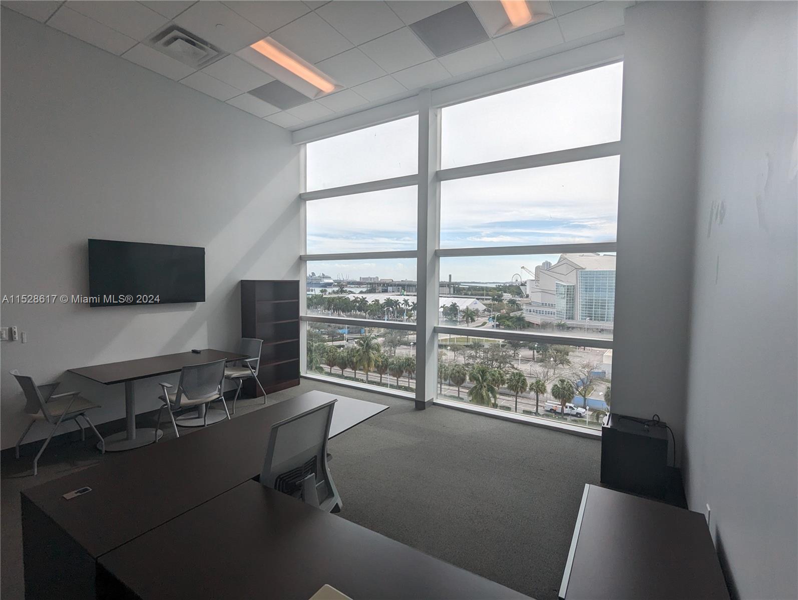 1501 Biscayne Blvd D3, Miami, Florida 33132, ,Commerciallease,For Rent,1501 Biscayne Blvd D3,A11528617