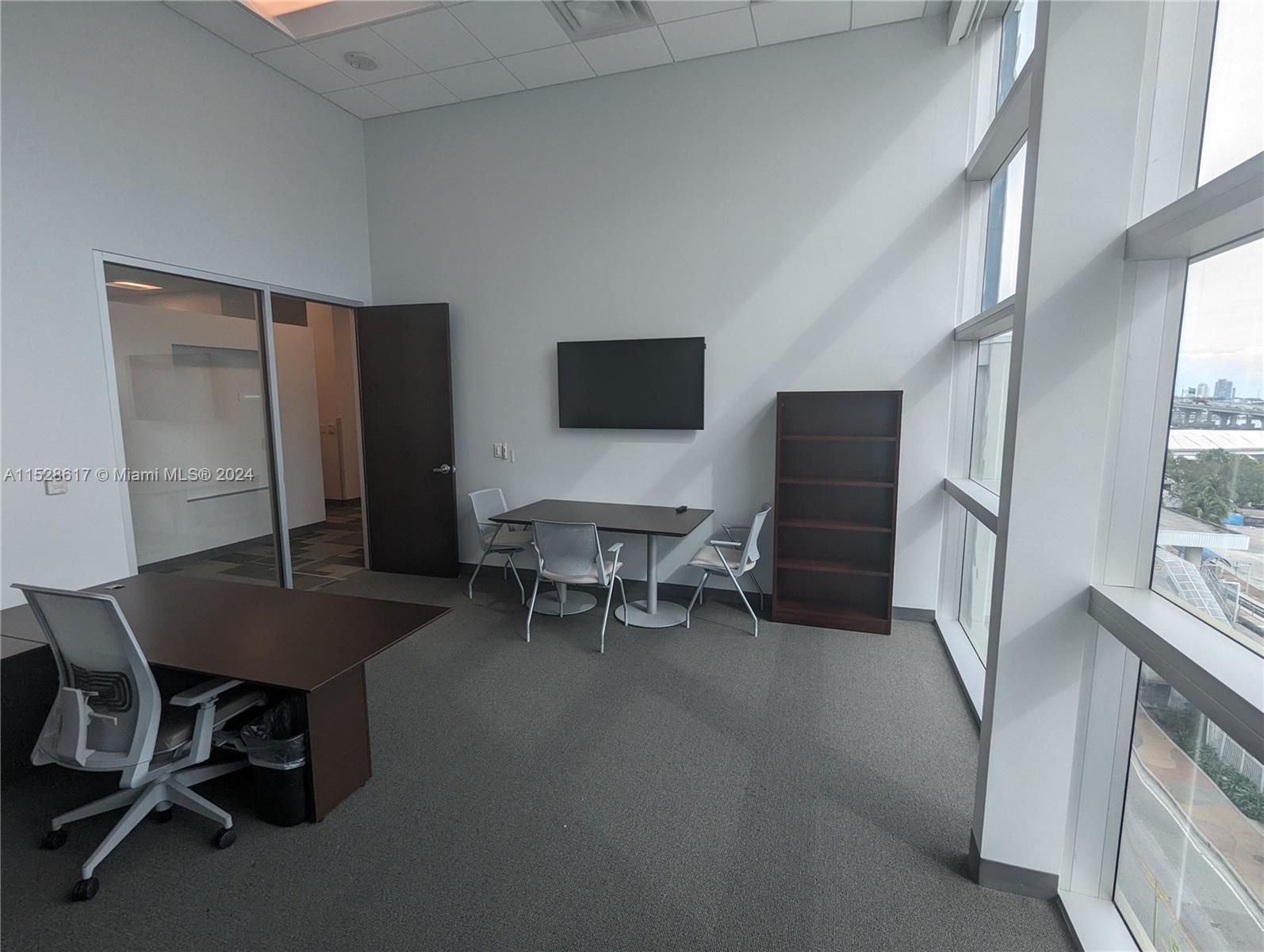 1501 Biscayne Blvd D3, Miami, Florida 33132, ,Commerciallease,For Rent,1501 Biscayne Blvd D3,A11528617