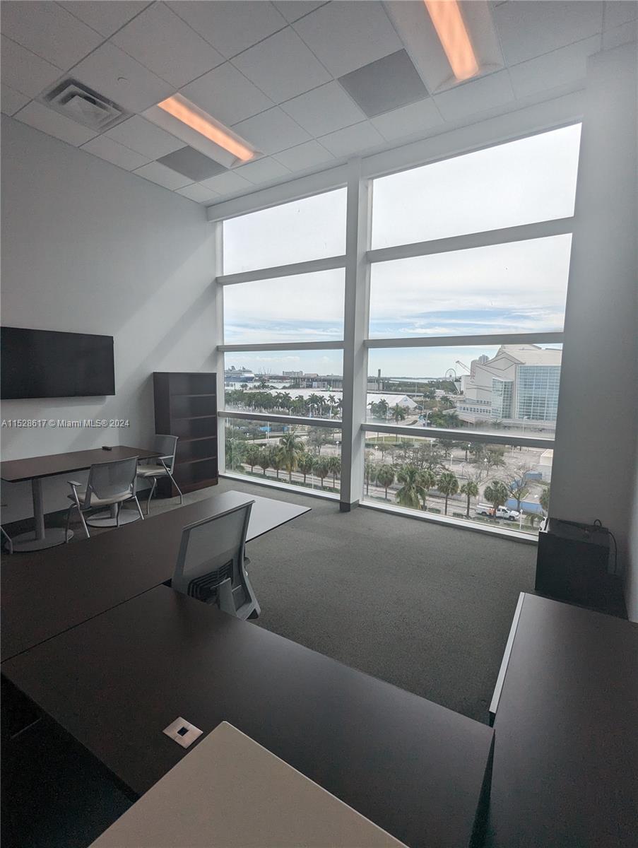 1501 Biscayne Blvd D3, Miami, Florida 33132, ,Commerciallease,For Rent,1501 Biscayne Blvd D3,A11528617