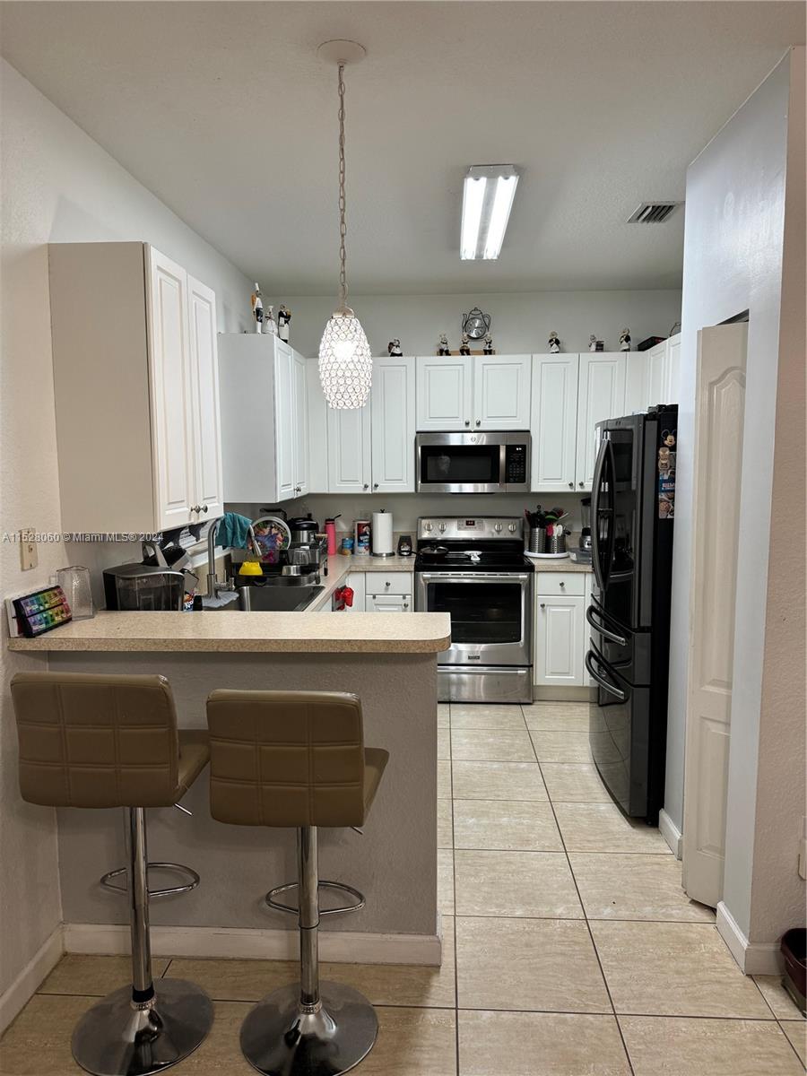 955 SW 152nd Ct 955, Miami, Florida 33194, 3 Bedrooms Bedrooms, ,2 BathroomsBathrooms,Residentiallease,For Rent,955 SW 152nd Ct 955,A11528060