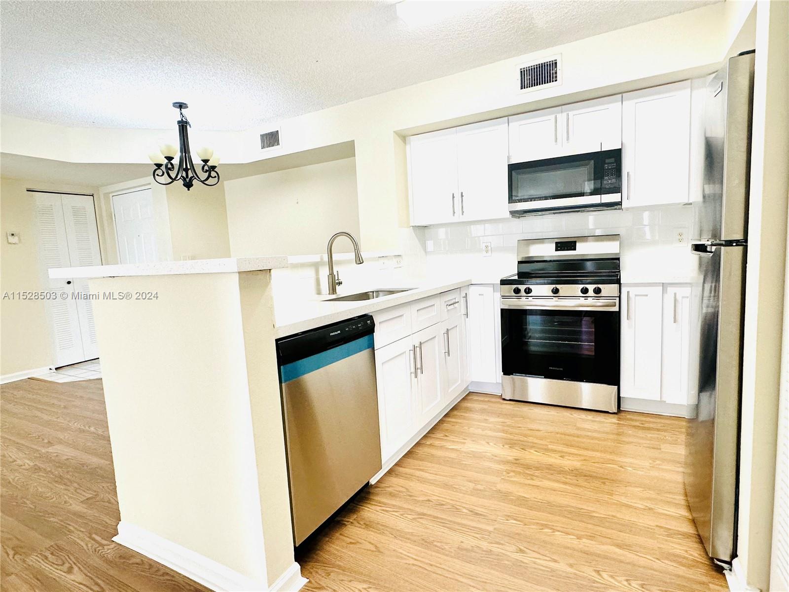 2153 Renaissance Blvd 205, Miramar, Florida 33025, 2 Bedrooms Bedrooms, ,2 BathroomsBathrooms,Residential,For Sale,2153 Renaissance Blvd 205,A11528503