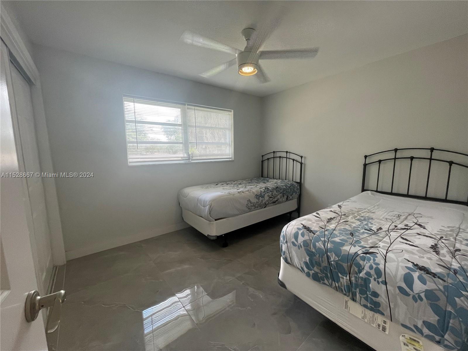 4732 SW 33rd Ave 202, Dania Beach, Florida 33312, 2 Bedrooms Bedrooms, ,1 BathroomBathrooms,Residential,For Sale,4732 SW 33rd Ave 202,A11528667