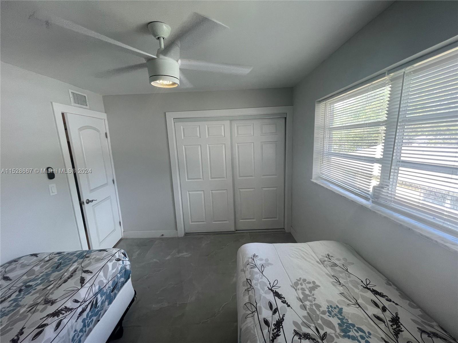4732 SW 33rd Ave 202, Dania Beach, Florida 33312, 2 Bedrooms Bedrooms, ,1 BathroomBathrooms,Residential,For Sale,4732 SW 33rd Ave 202,A11528667