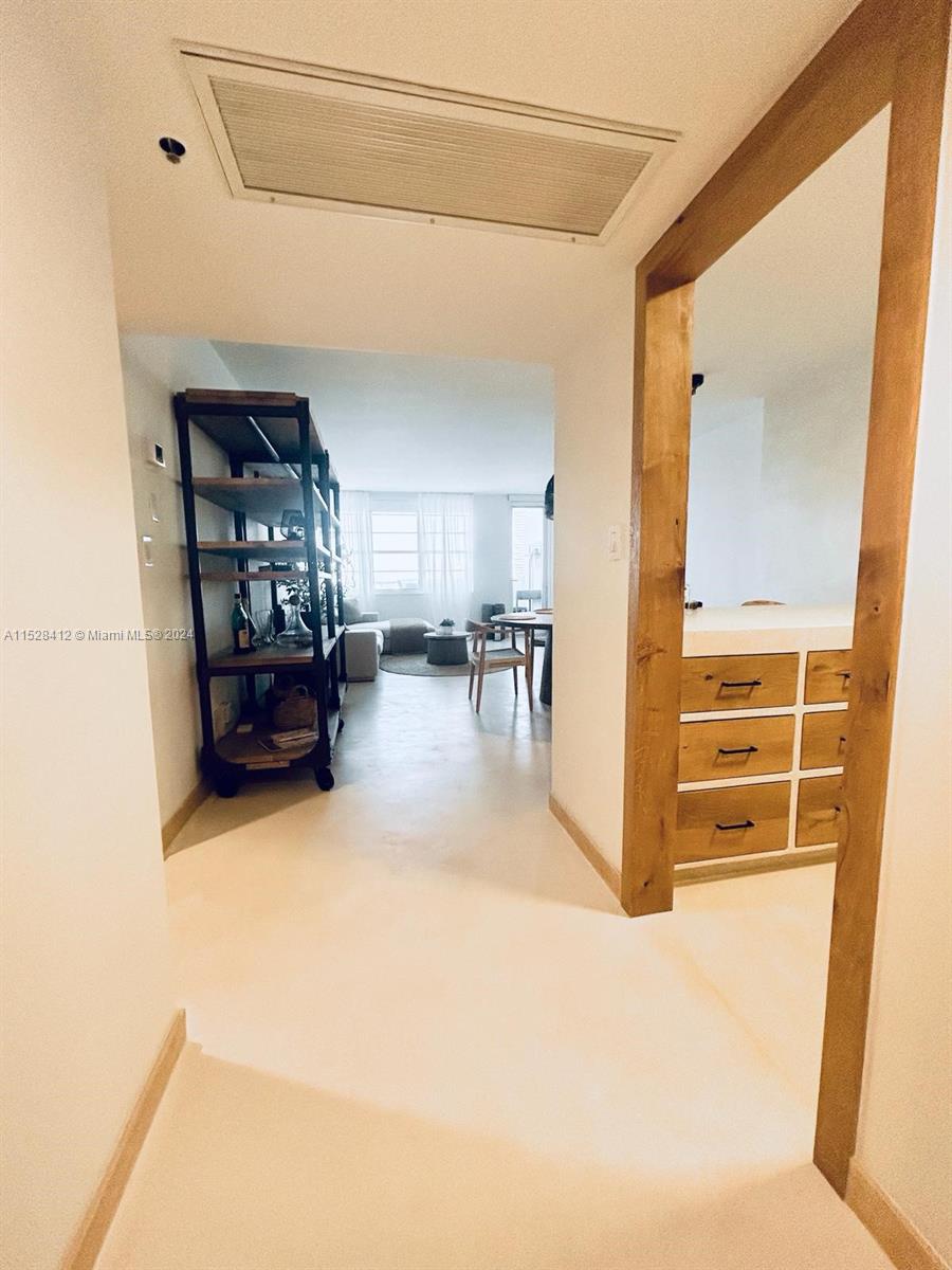 100 Lincoln Rd 1543, Miami Beach, Florida 33139, 1 Bedroom Bedrooms, ,1 BathroomBathrooms,Residentiallease,For Rent,100 Lincoln Rd 1543,A11528412