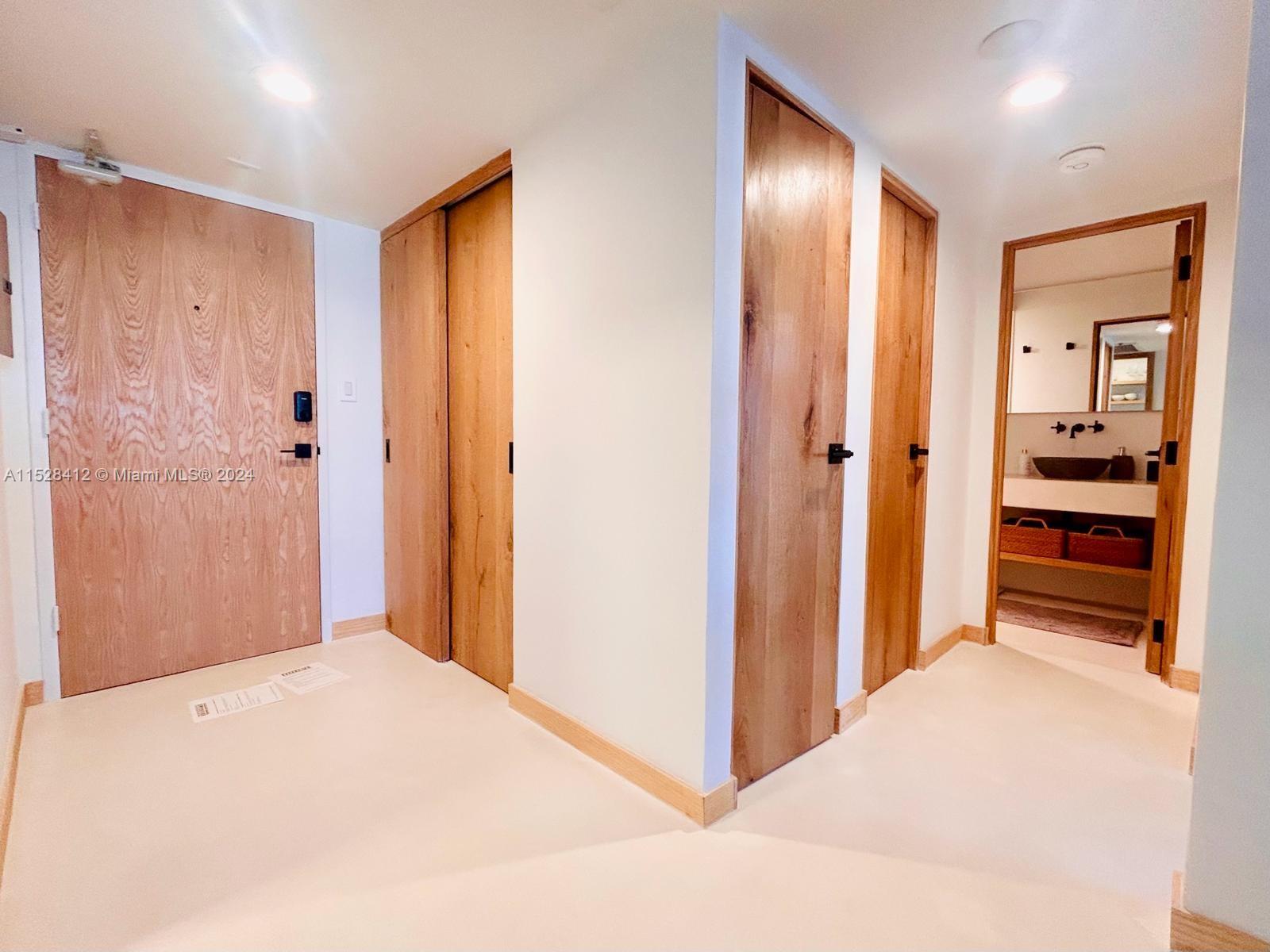 100 Lincoln Rd 1543, Miami Beach, Florida 33139, 1 Bedroom Bedrooms, ,1 BathroomBathrooms,Residentiallease,For Rent,100 Lincoln Rd 1543,A11528412
