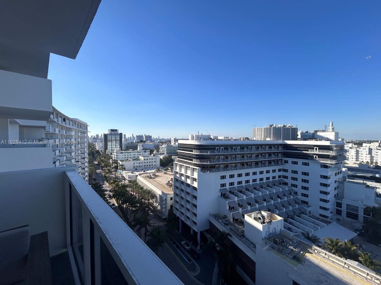 100 Lincoln Rd 1543, Miami Beach, Florida 33139, 1 Bedroom Bedrooms, ,1 BathroomBathrooms,Residentiallease,For Rent,100 Lincoln Rd 1543,A11528412