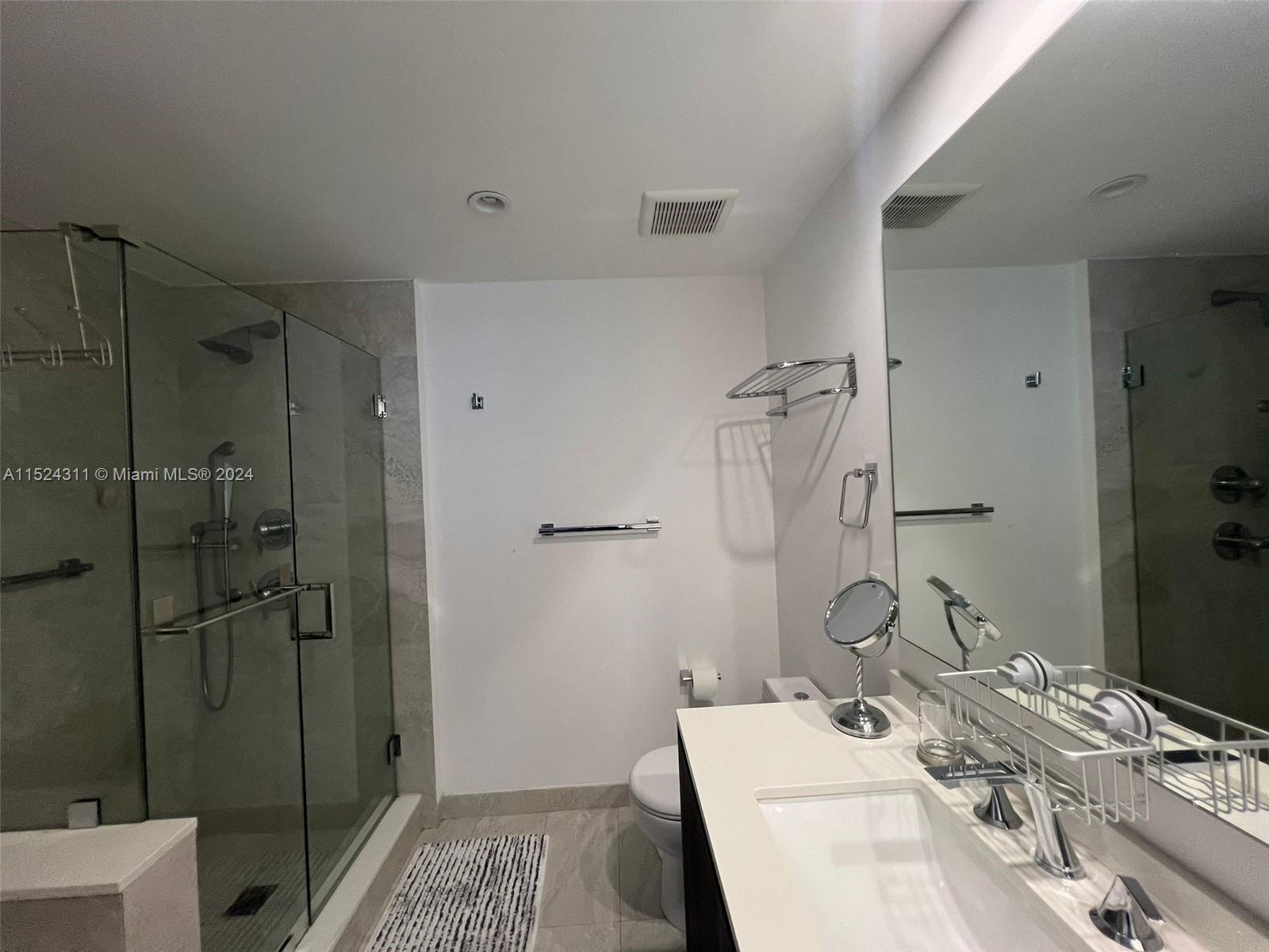 488 NE 18th St 511, Miami, Florida 33132, 2 Bedrooms Bedrooms, ,3 BathroomsBathrooms,Residentiallease,For Rent,488 NE 18th St 511,A11524311