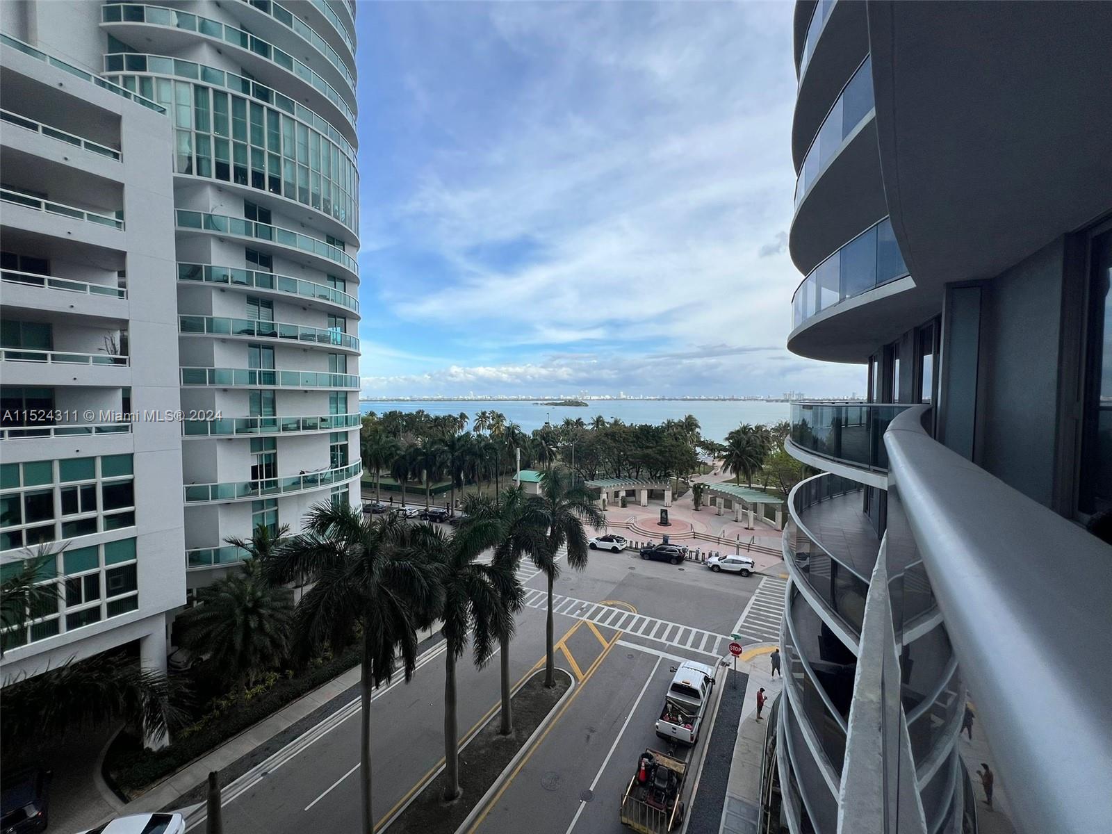 488 NE 18th St 511, Miami, Florida 33132, 2 Bedrooms Bedrooms, ,3 BathroomsBathrooms,Residentiallease,For Rent,488 NE 18th St 511,A11524311