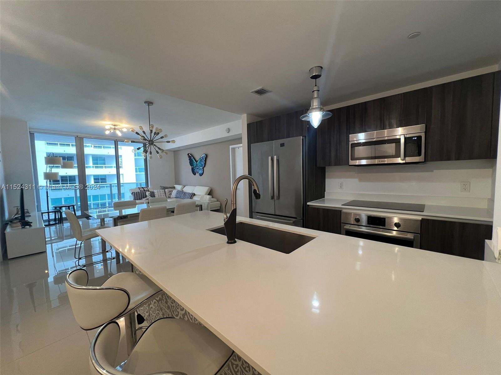 488 NE 18th St 511, Miami, Florida 33132, 2 Bedrooms Bedrooms, ,3 BathroomsBathrooms,Residentiallease,For Rent,488 NE 18th St 511,A11524311