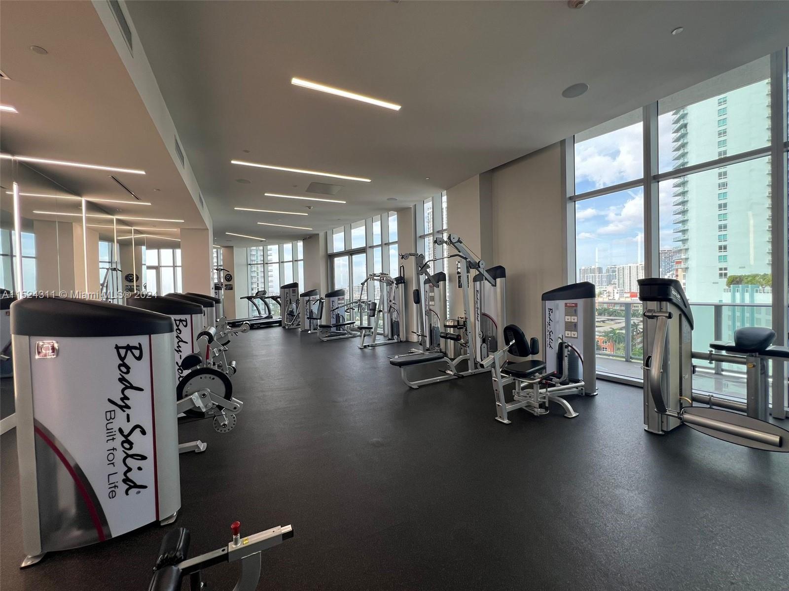 488 NE 18th St 511, Miami, Florida 33132, 2 Bedrooms Bedrooms, ,3 BathroomsBathrooms,Residentiallease,For Rent,488 NE 18th St 511,A11524311