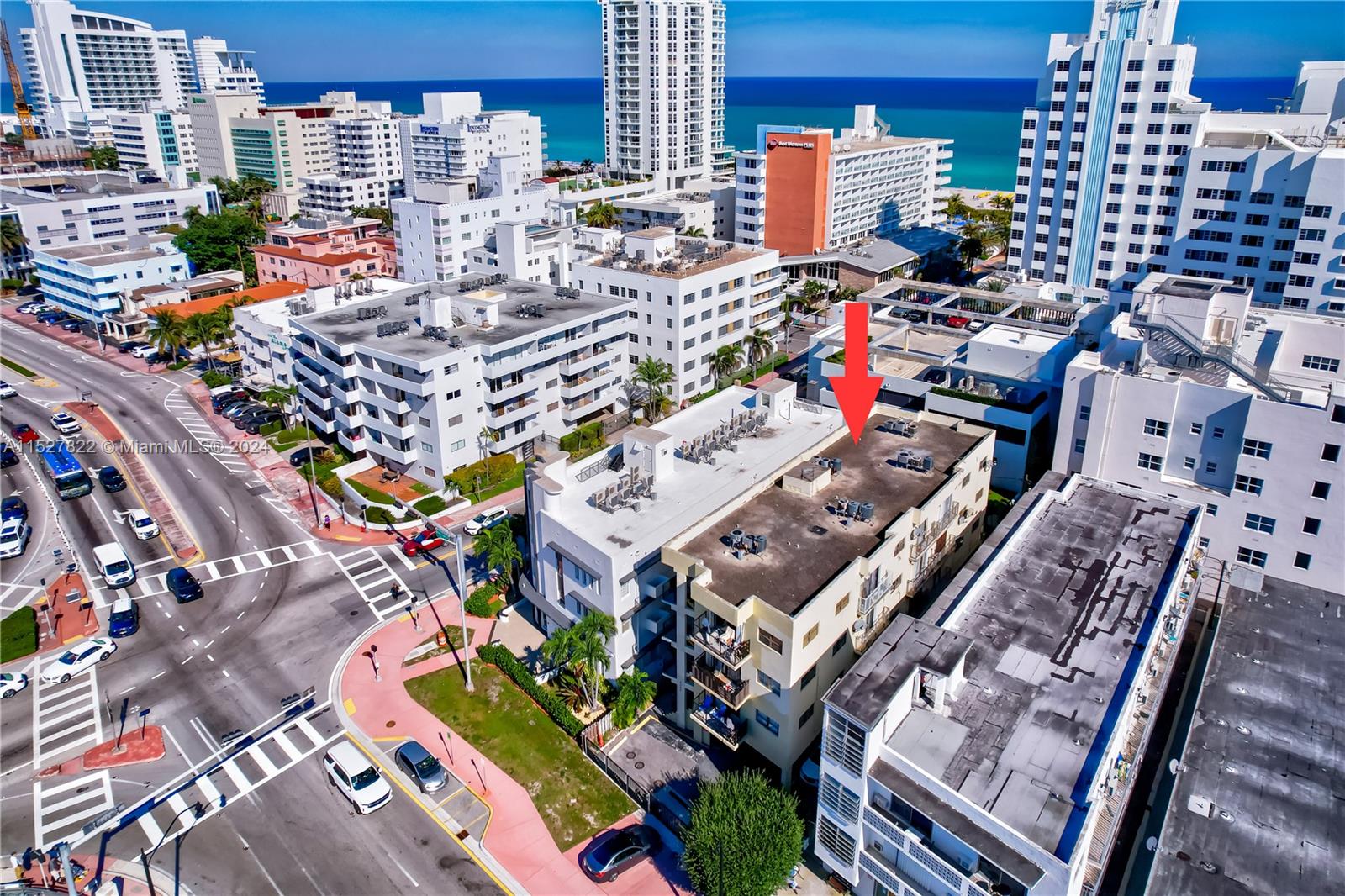 4021 Indian Creek Dr 2C, Miami Beach, Florida 33140, 1 Bedroom Bedrooms, ,1 BathroomBathrooms,Residential,For Sale,4021 Indian Creek Dr 2C,A11527822
