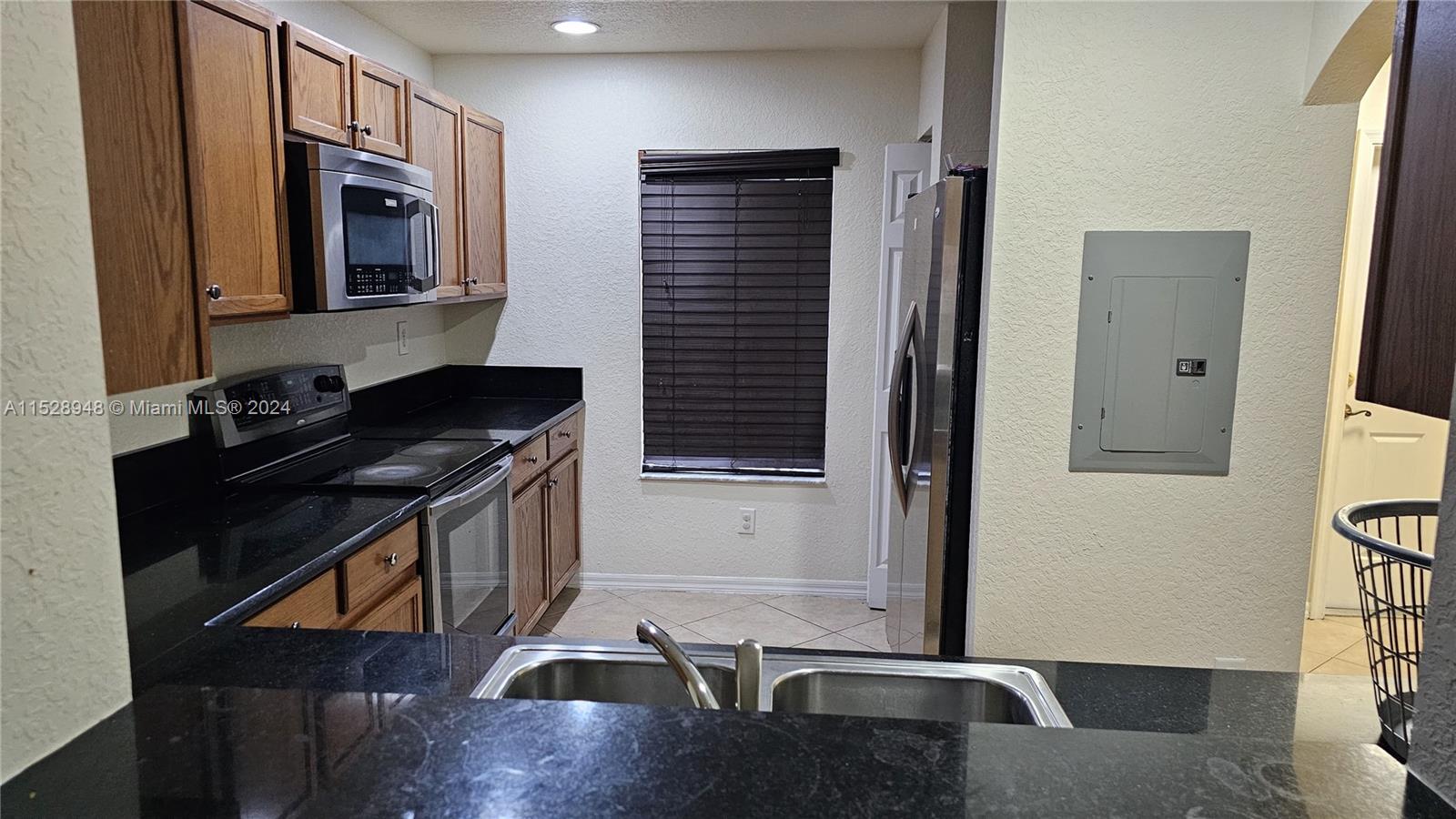 5931 Glasgow Way 5931, Tamarac, Florida 33321, 2 Bedrooms Bedrooms, ,2 BathroomsBathrooms,Residentiallease,For Rent,5931 Glasgow Way 5931,A11528948