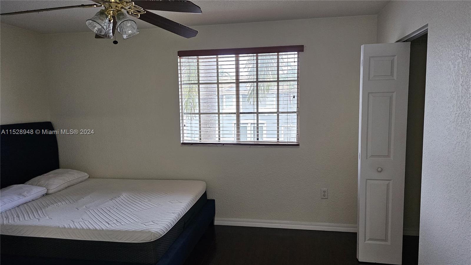 5931 Glasgow Way 5931, Tamarac, Florida 33321, 2 Bedrooms Bedrooms, ,2 BathroomsBathrooms,Residentiallease,For Rent,5931 Glasgow Way 5931,A11528948