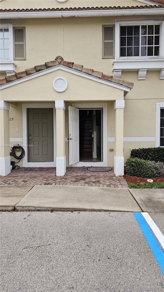 5931 Glasgow Way 5931, Tamarac, Florida 33321, 2 Bedrooms Bedrooms, ,2 BathroomsBathrooms,Residentiallease,For Rent,5931 Glasgow Way 5931,A11528948