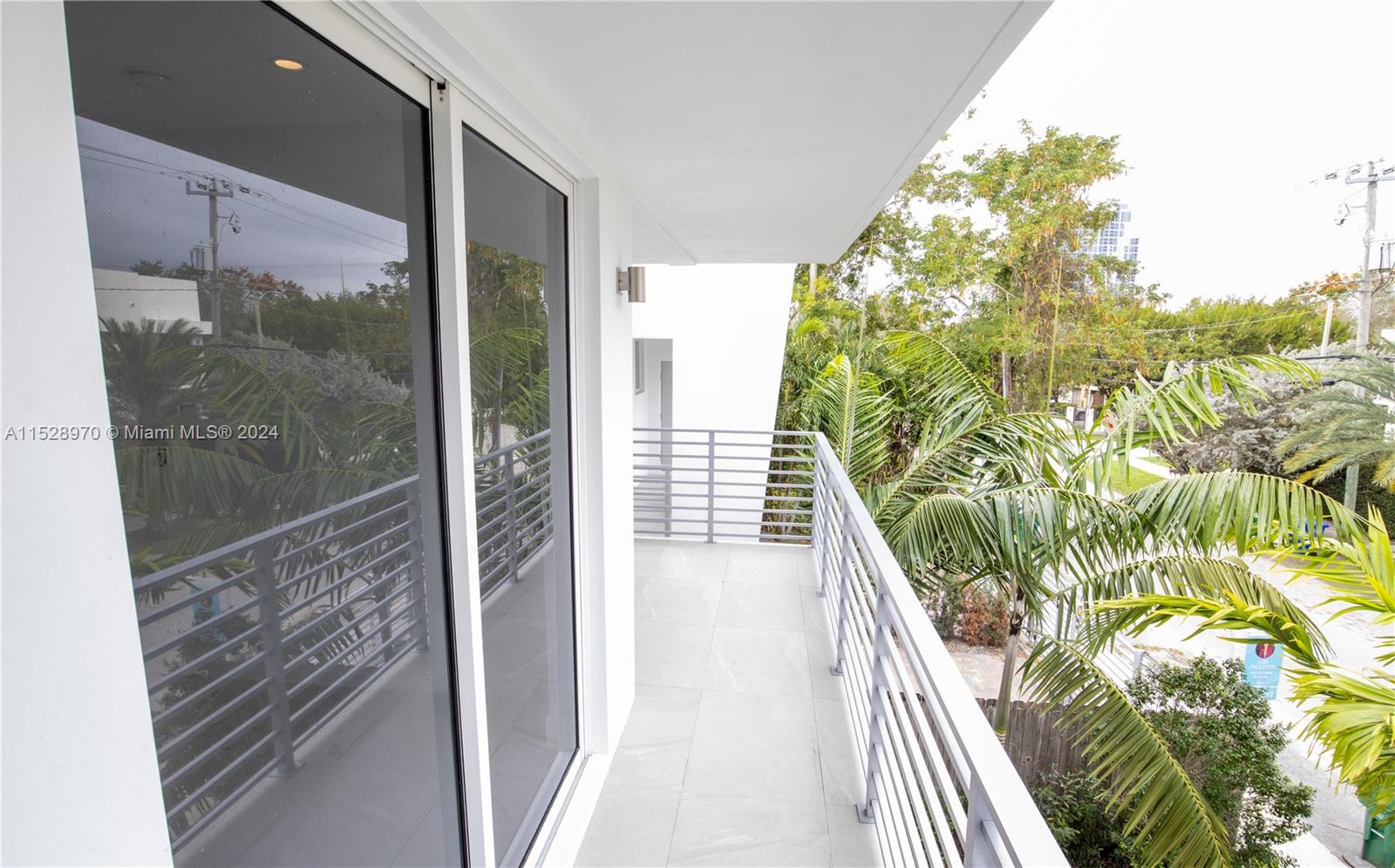 3374 Day Ave, Miami, Florida 33133, ,Residentialincome,For Sale,3374 Day Ave,A11528970
