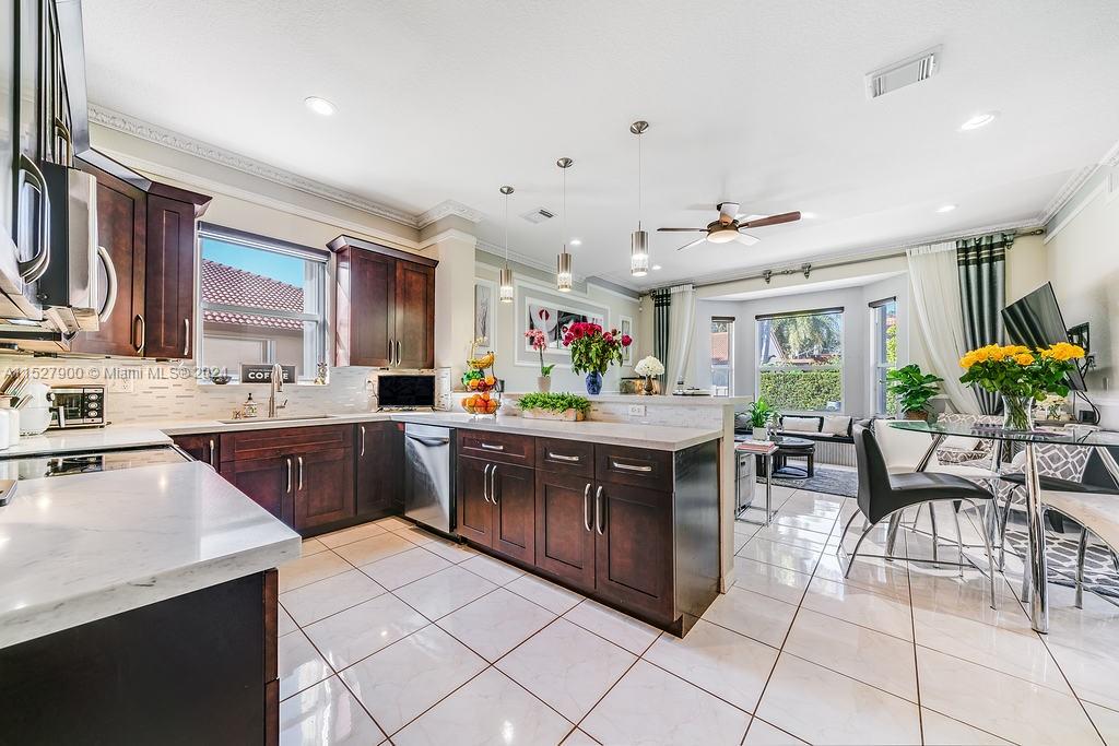 13451 SW 21st St 13451, Miramar, Florida 33027, 5 Bedrooms Bedrooms, ,3 BathroomsBathrooms,Residentiallease,For Rent,13451 SW 21st St 13451,A11527900