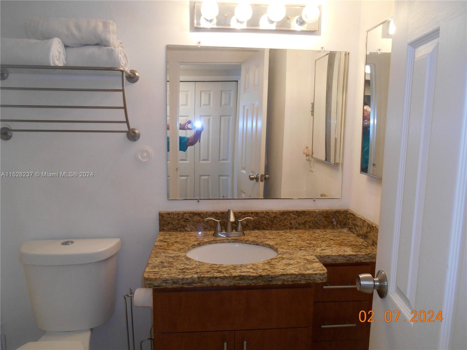 Sunny Isles Beach, Florida 33160, 1 Bedroom Bedrooms, ,1 BathroomBathrooms,Residential,For Sale,A11528237