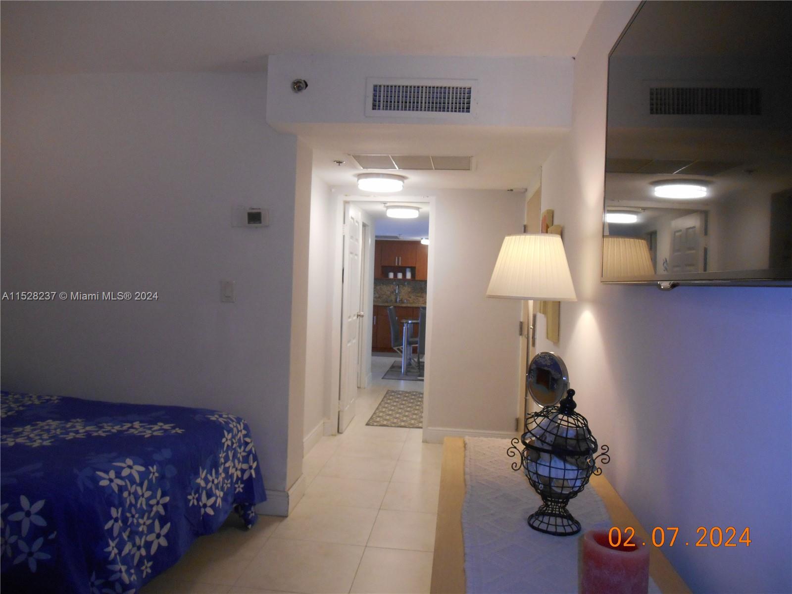 Sunny Isles Beach, Florida 33160, 1 Bedroom Bedrooms, ,1 BathroomBathrooms,Residential,For Sale,A11528237