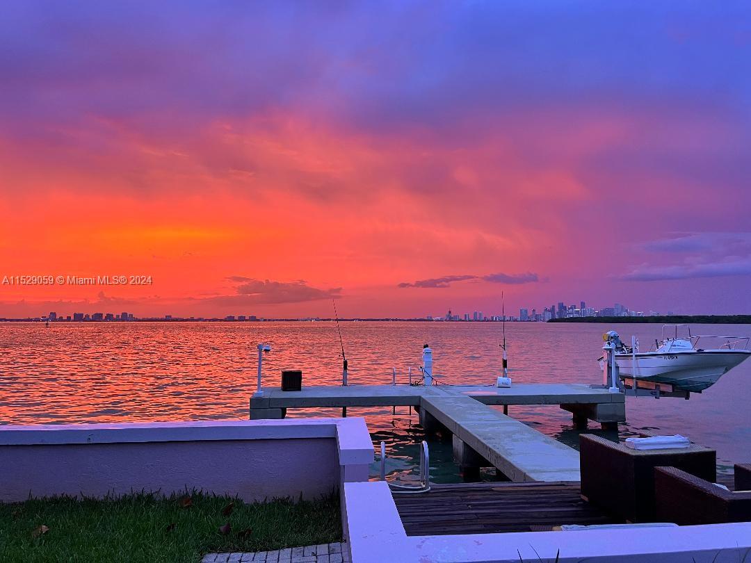 280 Harbor Dr 0, Key Biscayne, Florida 33149, 5 Bedrooms Bedrooms, ,4 BathroomsBathrooms,Residentiallease,For Rent,280 Harbor Dr 0,A11529059