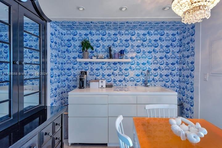 1100 West Ave 1007, Miami Beach, Florida 33139, 1 Bedroom Bedrooms, ,1 BathroomBathrooms,Residentiallease,For Rent,1100 West Ave 1007,A11529058