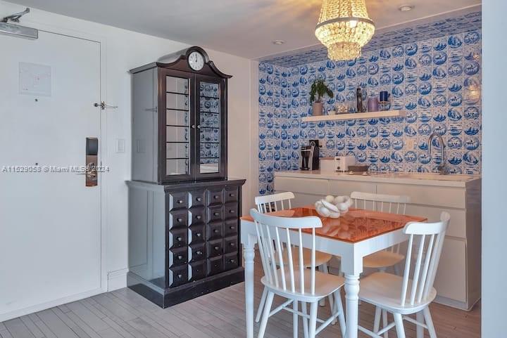 1100 West Ave 1007, Miami Beach, Florida 33139, 1 Bedroom Bedrooms, ,1 BathroomBathrooms,Residentiallease,For Rent,1100 West Ave 1007,A11529058