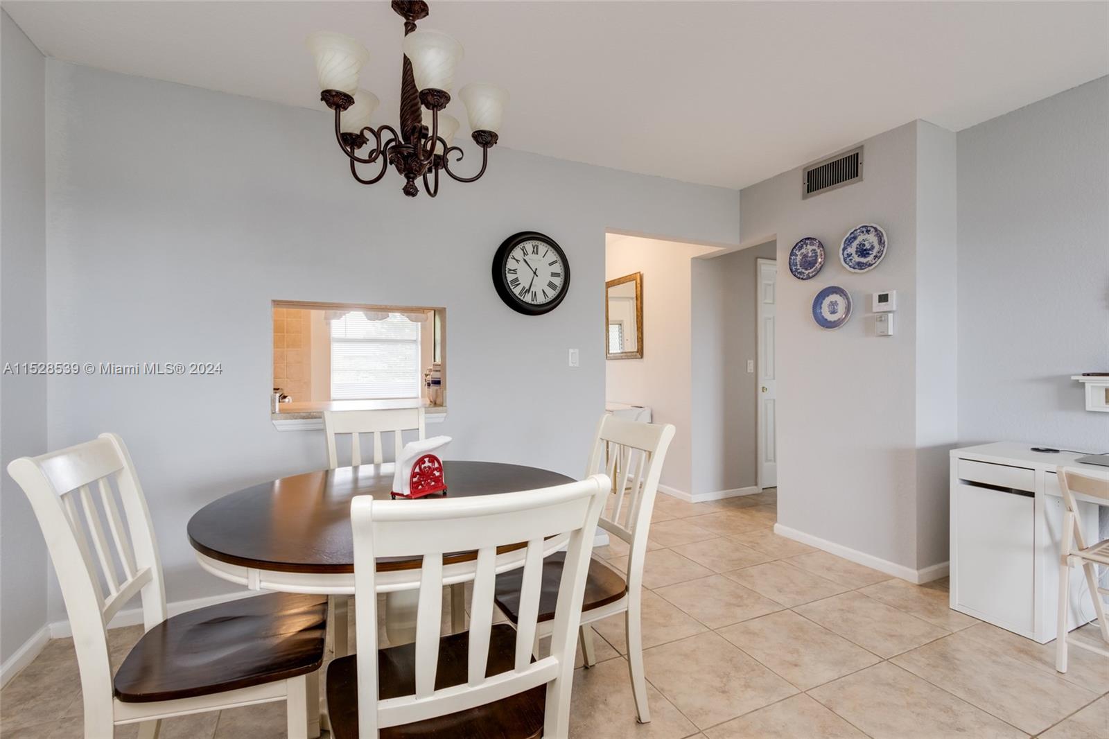 7807 Golf Cir Dr 304, Margate, Florida 33063, 2 Bedrooms Bedrooms, ,2 BathroomsBathrooms,Residential,For Sale,7807 Golf Cir Dr 304,A11528539