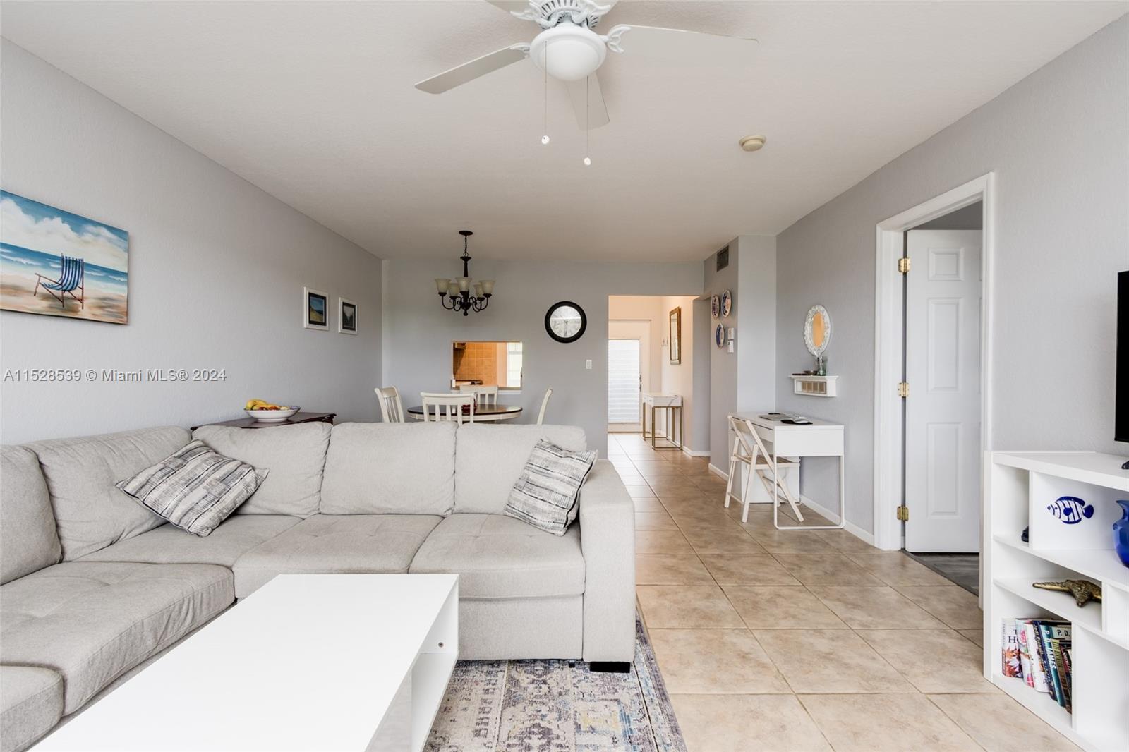 7807 Golf Cir Dr 304, Margate, Florida 33063, 2 Bedrooms Bedrooms, ,2 BathroomsBathrooms,Residential,For Sale,7807 Golf Cir Dr 304,A11528539