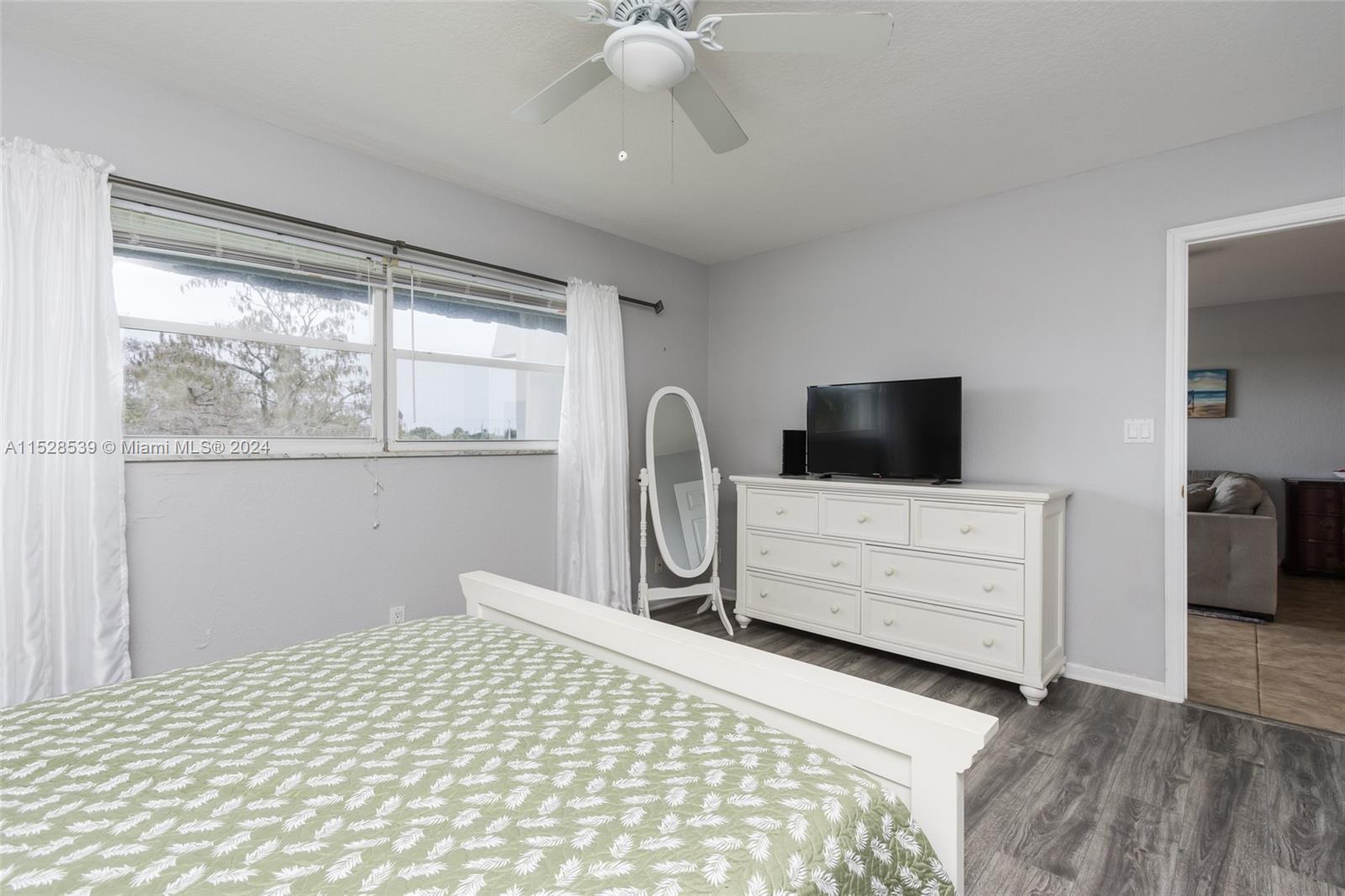 7807 Golf Cir Dr 304, Margate, Florida 33063, 2 Bedrooms Bedrooms, ,2 BathroomsBathrooms,Residential,For Sale,7807 Golf Cir Dr 304,A11528539