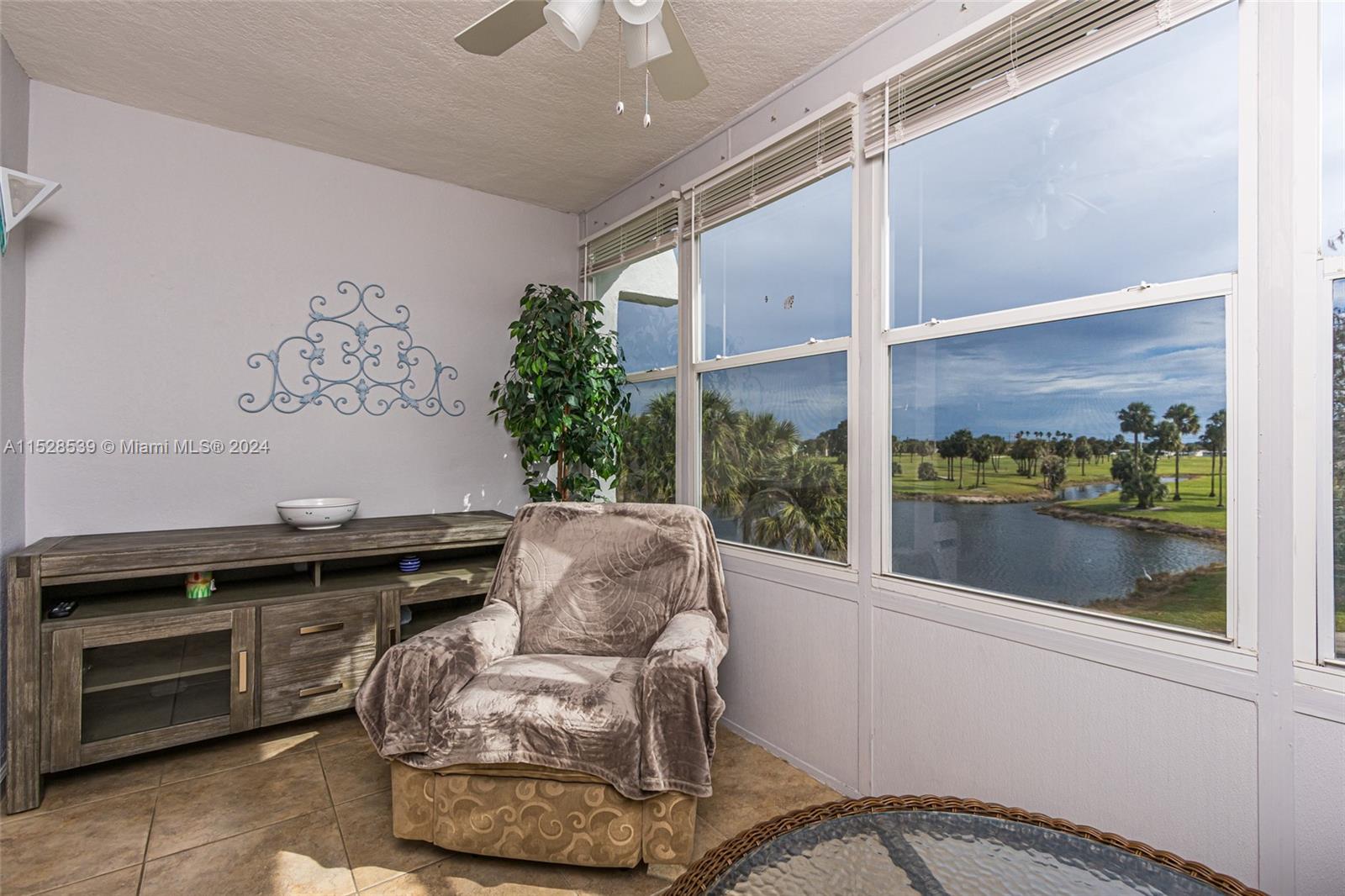 7807 Golf Cir Dr 304, Margate, Florida 33063, 2 Bedrooms Bedrooms, ,2 BathroomsBathrooms,Residential,For Sale,7807 Golf Cir Dr 304,A11528539