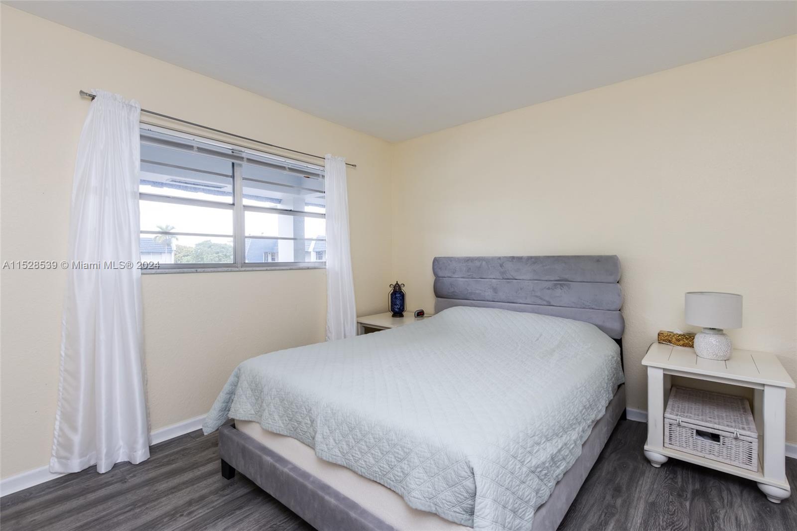 7807 Golf Cir Dr 304, Margate, Florida 33063, 2 Bedrooms Bedrooms, ,2 BathroomsBathrooms,Residential,For Sale,7807 Golf Cir Dr 304,A11528539