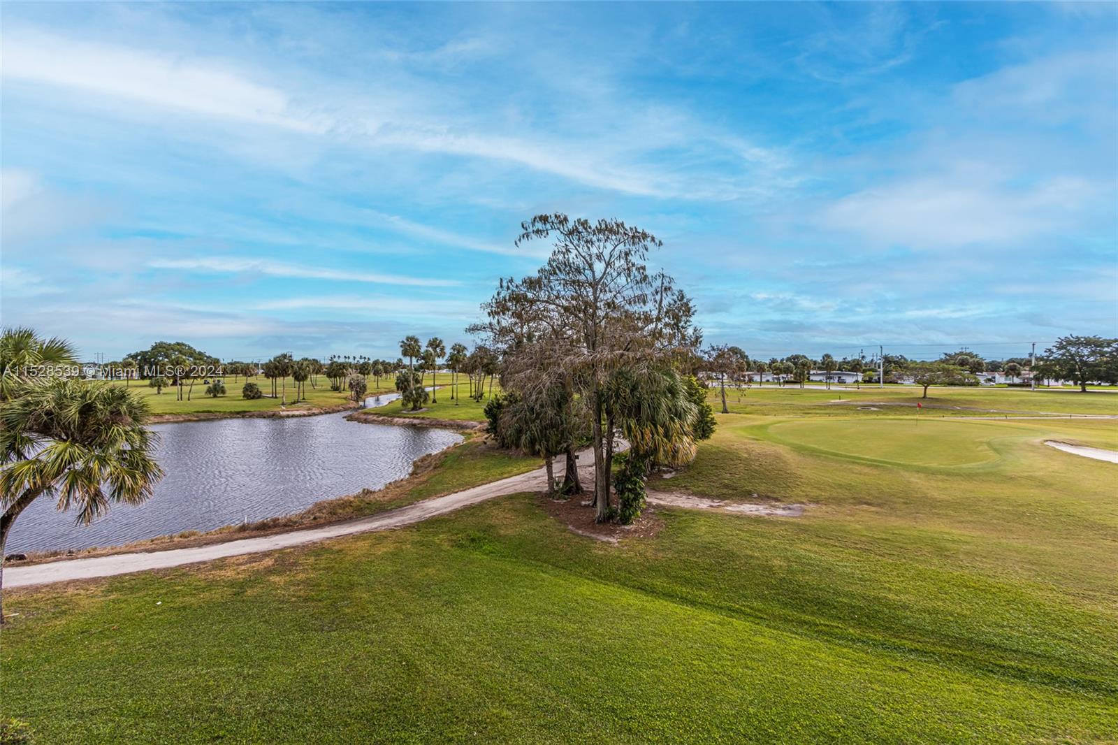7807 Golf Cir Dr 304, Margate, Florida 33063, 2 Bedrooms Bedrooms, ,2 BathroomsBathrooms,Residential,For Sale,7807 Golf Cir Dr 304,A11528539