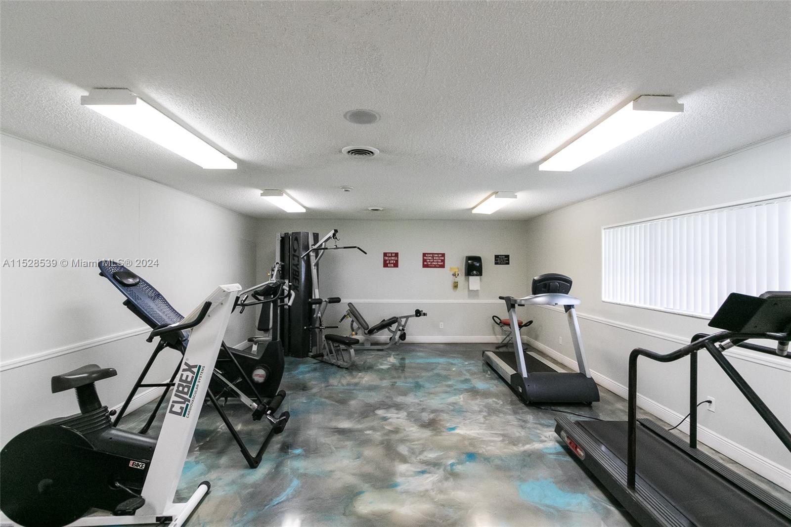 7807 Golf Cir Dr 304, Margate, Florida 33063, 2 Bedrooms Bedrooms, ,2 BathroomsBathrooms,Residential,For Sale,7807 Golf Cir Dr 304,A11528539