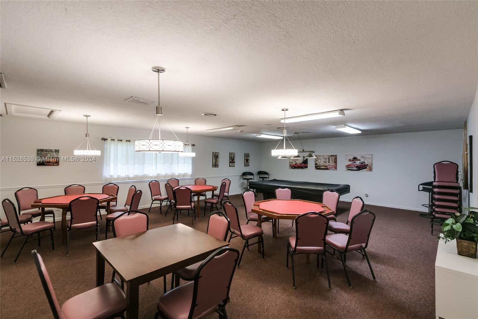 7807 Golf Cir Dr 304, Margate, Florida 33063, 2 Bedrooms Bedrooms, ,2 BathroomsBathrooms,Residential,For Sale,7807 Golf Cir Dr 304,A11528539